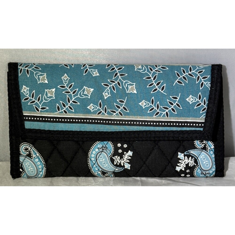 Tanya Lee Women's Quilted Tri-Fold Wallet – Boho‎ Turquoise Black Paisley Print
